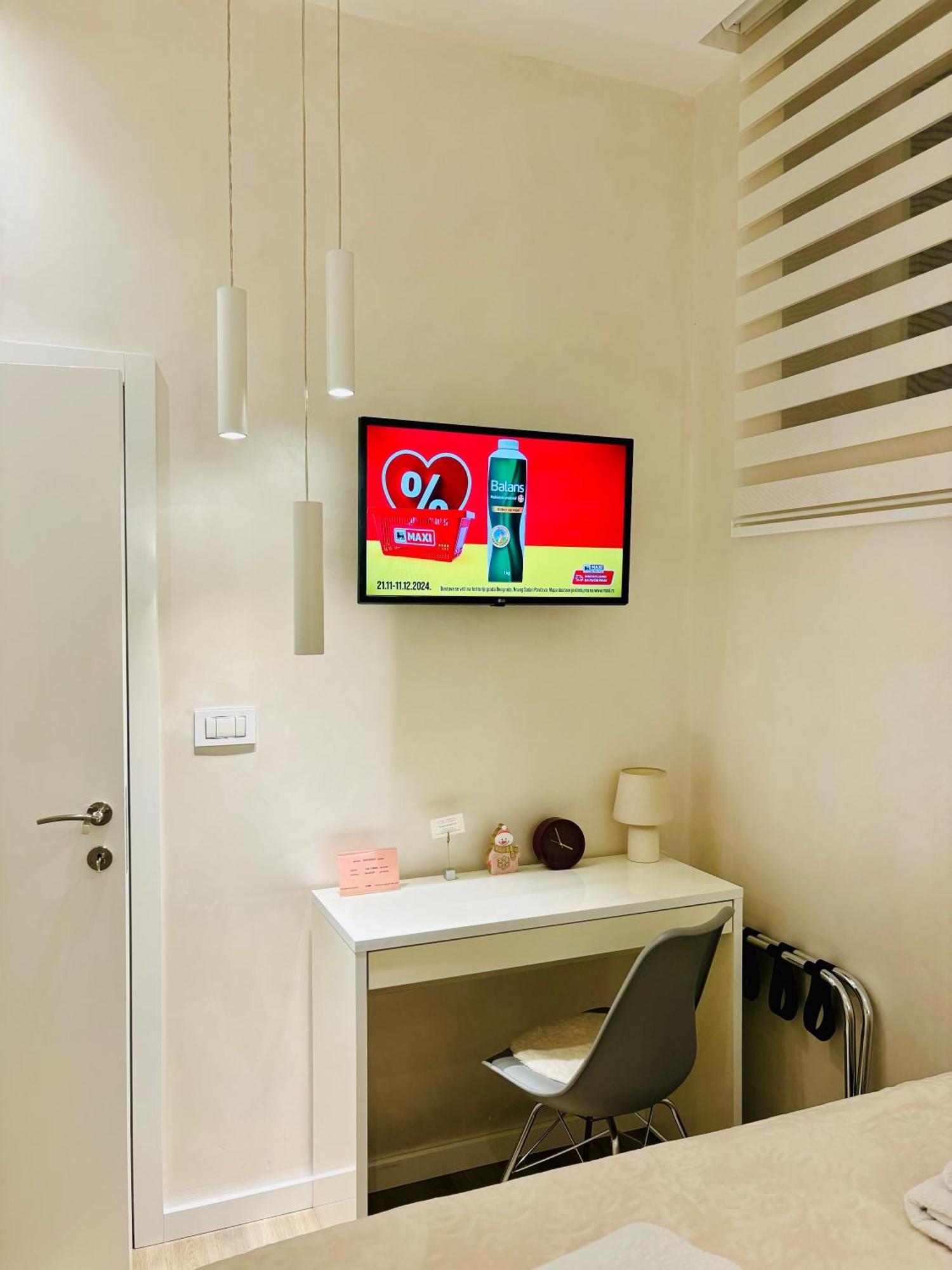 Апартаменты LIRRA LUXE Modern&Cozy in the Downtown, БЕЛЫЙ КАРТОН Белград Экстерьер фото